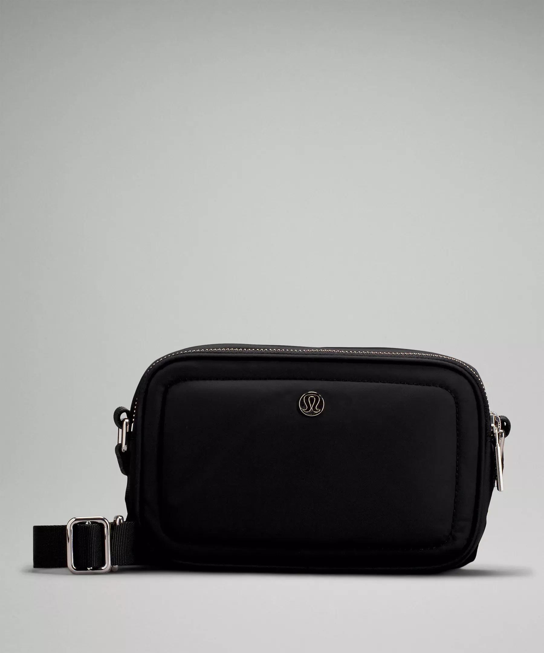lululemon Crossbody Camera Bag 2L - Lululemon